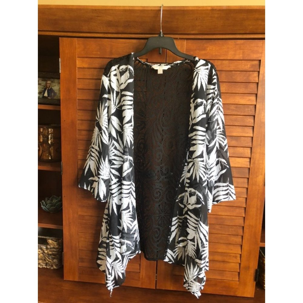 New with Tags Laura Ashley Vest Kimono Shawl Swim Cover Size Petite Medium